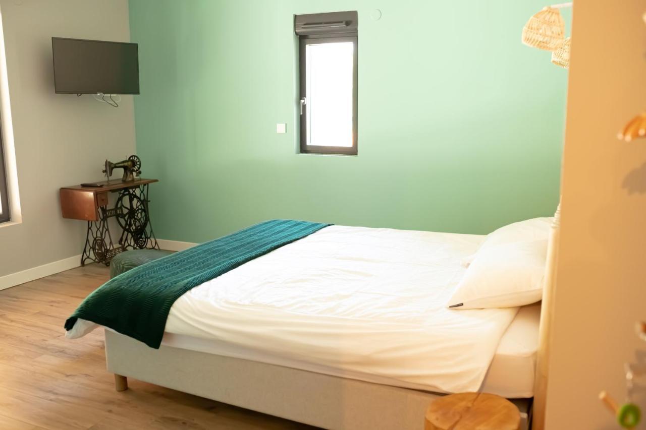 Domaine Des Jammetous - Hotel And Yoga Retreat Center La Magdelaine-Sur-Tarn Ngoại thất bức ảnh